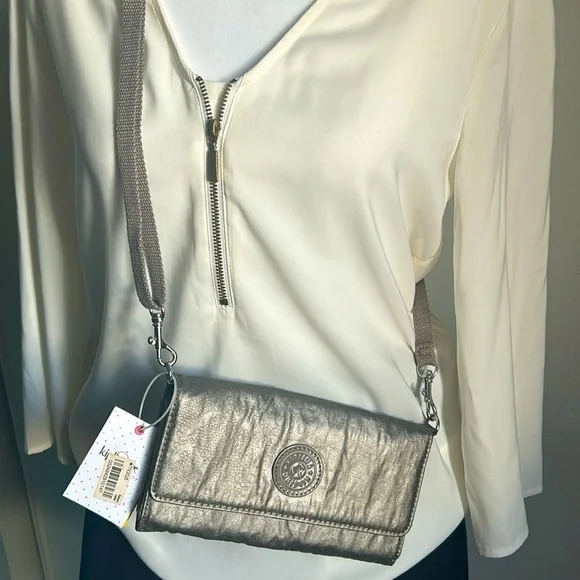 New Kipling Zuma Metallic Pewter Croc Embossed Crossbody Travel Organizer - Picture 13 of 13